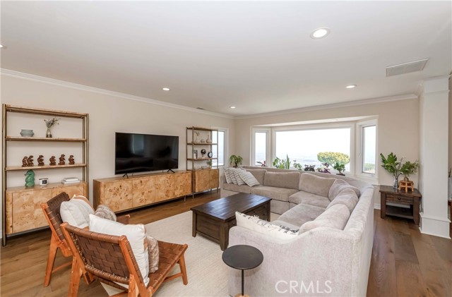 Detail Gallery Image 17 of 57 For 1 Hackamore Rd, Rolling Hills,  CA 90274 - 4 Beds | 3/1 Baths