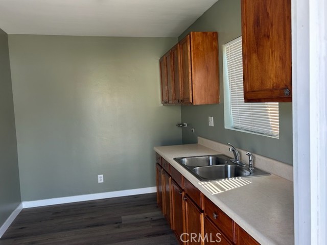 Detail Gallery Image 5 of 11 For 11457 Burke St, Whittier,  CA 90606 - – Beds | – Baths