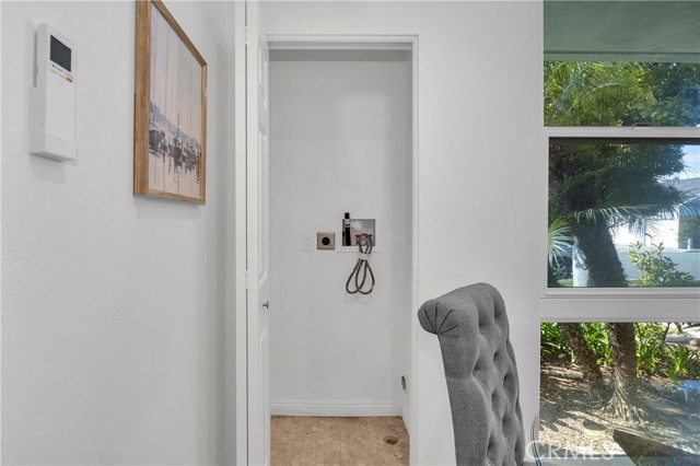 Detail Gallery Image 7 of 64 For 16544 Harbour Ln, Huntington Beach,  CA 92649 - 2 Beds | 2/1 Baths