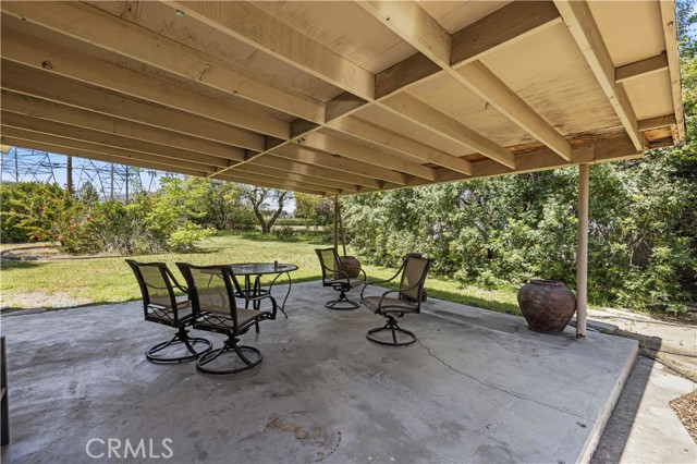 Detail Gallery Image 35 of 47 For 11329 Mclennan Ave, Granada Hills,  CA 91344 - 7 Beds | 2 Baths