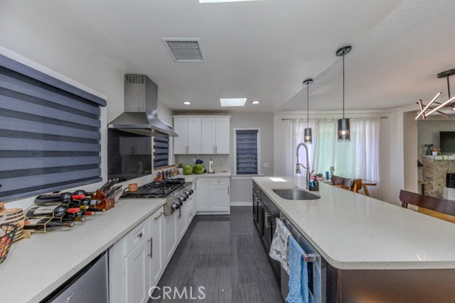 4712 Townsend Avenue, Los Angeles CA: https://media.crmls.org/medias/4d346659-8404-4c40-a230-53f68076f4b0.jpg