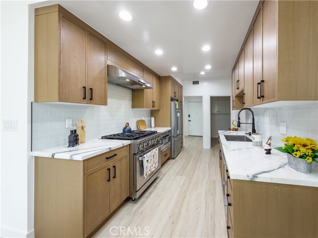 Detail Gallery Image 28 of 64 For 1944 Glendon #209,  Los Angeles,  CA 90025 - 2 Beds | 2/1 Baths