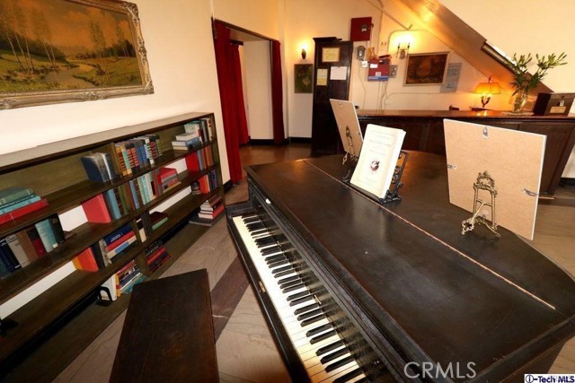 Detail Gallery Image 18 of 26 For 2121 James M Wood Bld #221,  Los Angeles,  CA 90006 - 0 Beds | 1 Baths