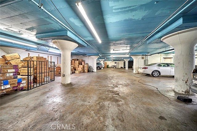 261 S Kenmore Ave, Los Angeles, CA, 90004 261 S Kenmore Ave, Los Angeles, CA, 90004