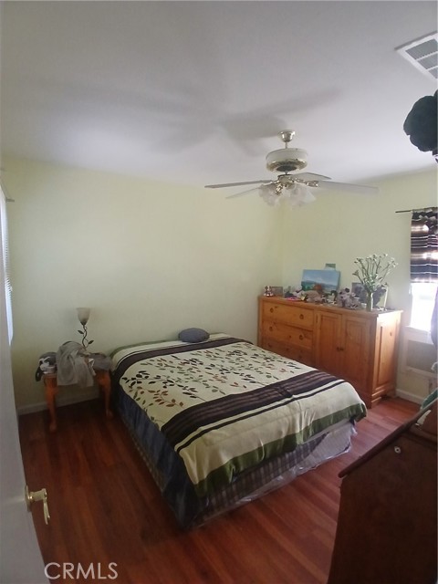 7650 Wilbur Avenue, Reseda CA: https://media.crmls.org/medias/4d36672c-422b-4f66-9291-dcb6691c1686.jpg