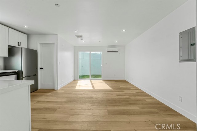 Detail Gallery Image 25 of 52 For 7909 Aldea Ave, Lake Balboa,  CA 91406 - – Beds | – Baths