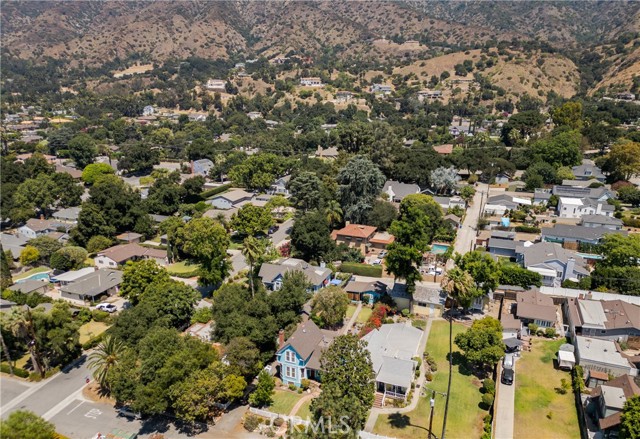211 E Virginia Avenue, Glendora CA: https://media.crmls.org/medias/4d372134-11c0-47fa-8cad-db446ba1981e.jpg