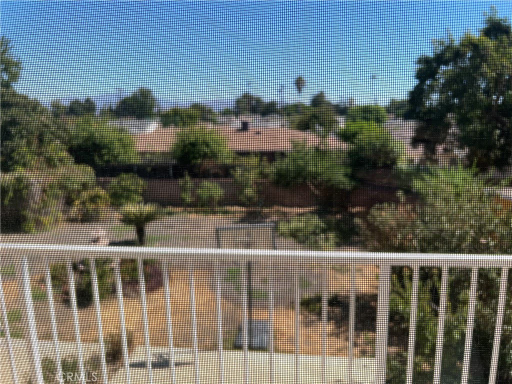 https://media.crmls.org/medias/4d37c083-be34-44a3-b26a-acdba9284b41.jpg?preset=X-Large