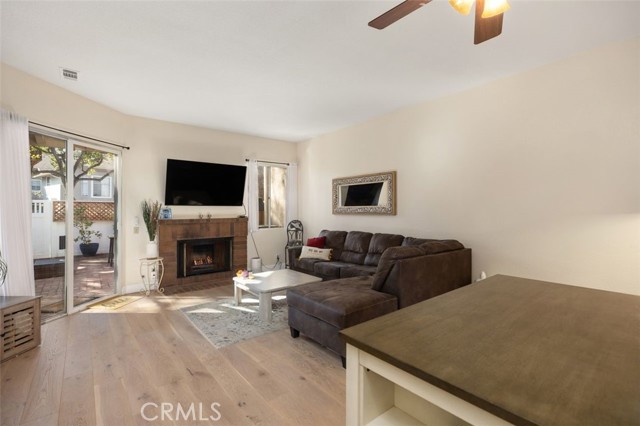 Detail Gallery Image 12 of 44 For 24382 Larchmont Ct #66,  Laguna Hills,  CA 92653 - 2 Beds | 2/1 Baths