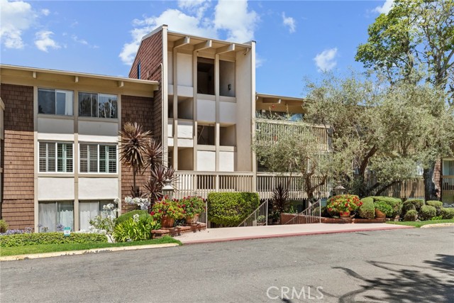 6542 Ocean Crest Drive, Rancho Palos Verdes CA: https://media.crmls.org/medias/4d3815a1-85da-441a-822b-88691d180cf4.jpg