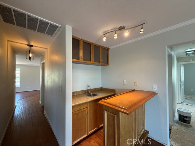 15192 Laguna Avenue, Lake Elsinore CA: https://media.crmls.org/medias/4d390b83-0ca2-46e6-bf34-a14cbce59aec.jpg