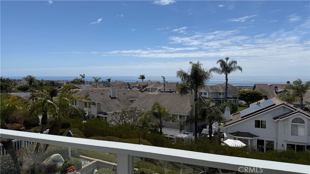 MLS #OC25076131 img 3