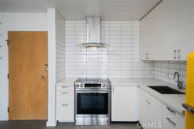 Detail Gallery Image 14 of 21 For 375 Atlantic Ave #201,  Long Beach,  CA 90802 - 1 Beds | 1 Baths