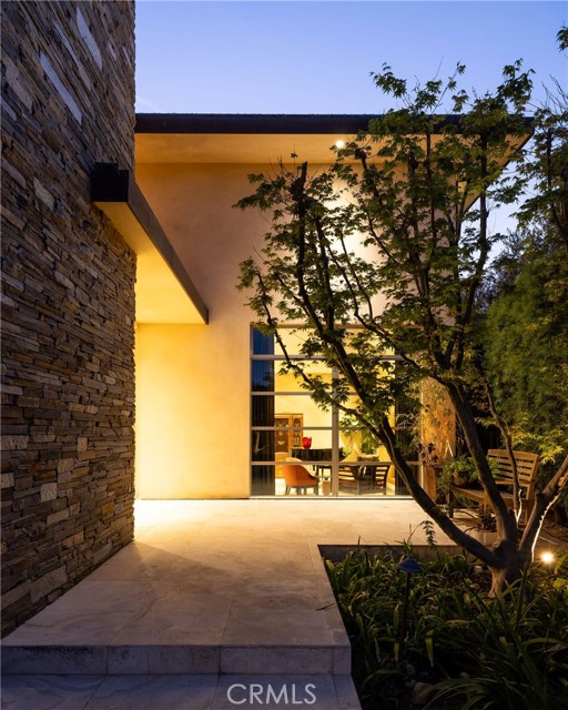 Detail Gallery Image 4 of 42 For 9 Jade, Corona Del Mar,  CA 92625 - 5 Beds | 4/1 Baths