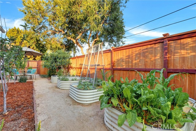 Detail Gallery Image 45 of 52 For 3902 North Marshall Way, Long Beach,  CA 90807 - 2 Beds | 1 Baths