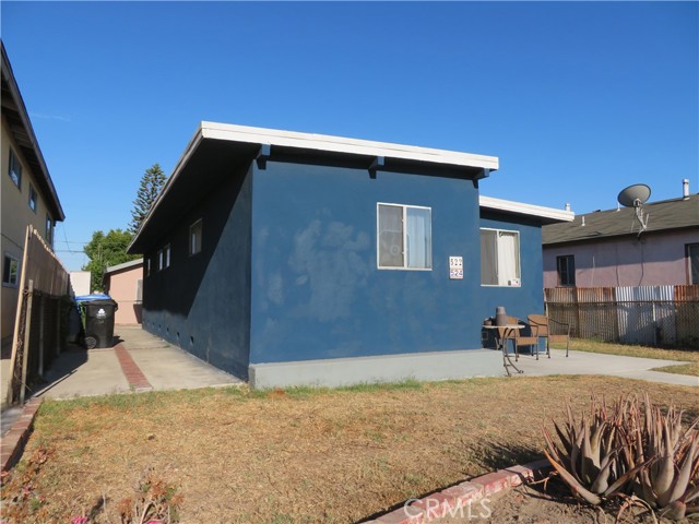 524 Gulf Avenue, Wilmington CA: https://media.crmls.org/medias/4d3a7067-d133-4afe-bbb2-26c526c3b2fa.jpg