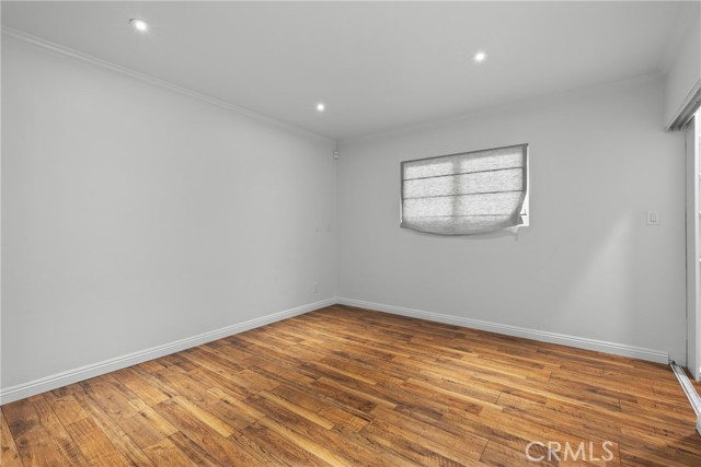 Detail Gallery Image 12 of 28 For 4506 El Abaca Pl, Tarzana,  CA 91356 - 4 Beds | 2/1 Baths