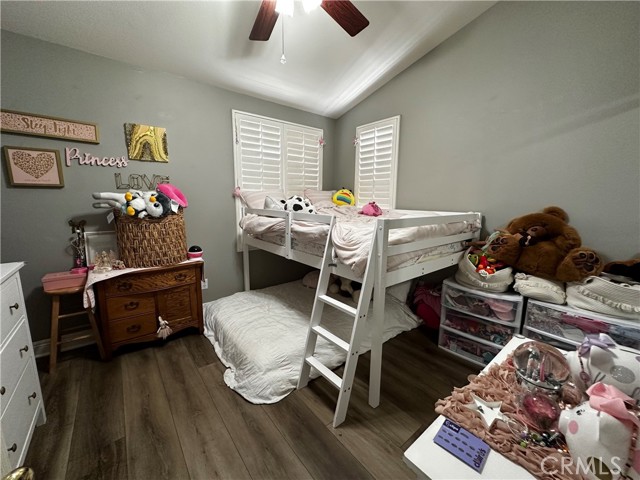 Detail Gallery Image 10 of 11 For 18 El Corazon, Rancho Santa Margarita,  CA 92688 - 3 Beds | 3 Baths