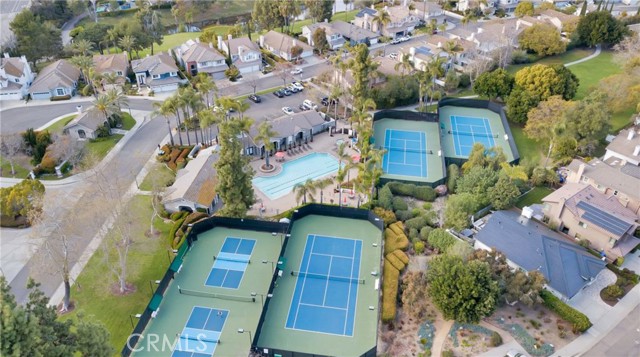 5160 Caminito Exquisito, San Diego CA: https://media.crmls.org/medias/4d3b6046-808f-450d-b9ec-a3ba4cba775b.jpg
