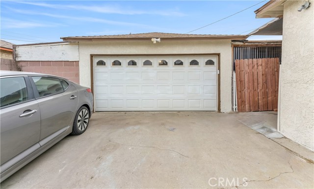 Detail Gallery Image 35 of 36 For 410 E Piru St, Los Angeles,  CA 90061 - 4 Beds | 2 Baths