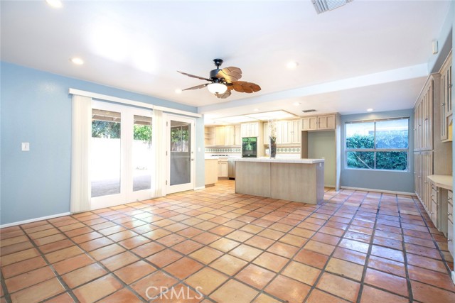 18119 Calvert Street photo 6