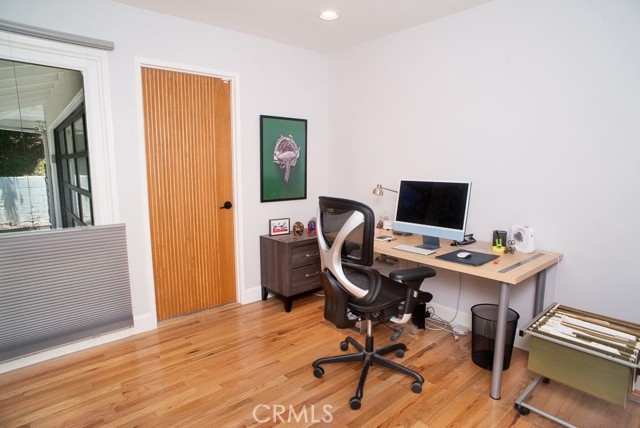 8464 Moorcroft Avenue, West Hills CA: https://media.crmls.org/medias/4d3dd40d-4af5-4b7e-baf2-7954dc91dbf9.jpg