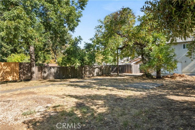 Detail Gallery Image 31 of 41 For 1309 Normal Ave, Chico,  CA 95928 - 5 Beds | 2 Baths