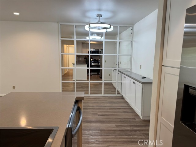 Detail Gallery Image 11 of 47 For 700 W 3rd, Santa Ana,  CA 92701 - 2 Beds | 2 Baths