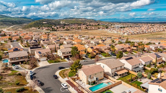 Detail Gallery Image 7 of 38 For 38609 Erika, Palmdale,  CA 93551 - 5 Beds | 3 Baths
