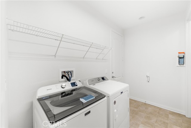 7659 Prairie Drive, Riverside CA: https://media.crmls.org/medias/4d3f5812-58c2-49f5-a83b-531a5855af3b.jpg