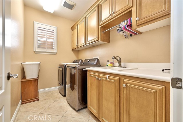 Detail Gallery Image 30 of 48 For 524 S Petunia, La Habra,  CA 90631 - 4 Beds | 3/1 Baths