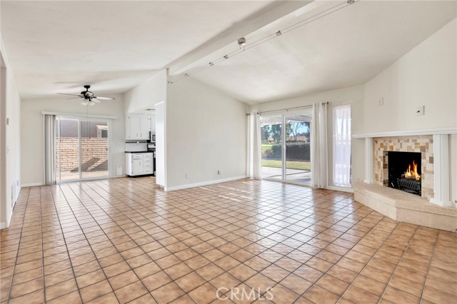 Detail Gallery Image 7 of 40 For 2125 Silver Oak, Hemet,  CA 92545 - 2 Beds | 2 Baths