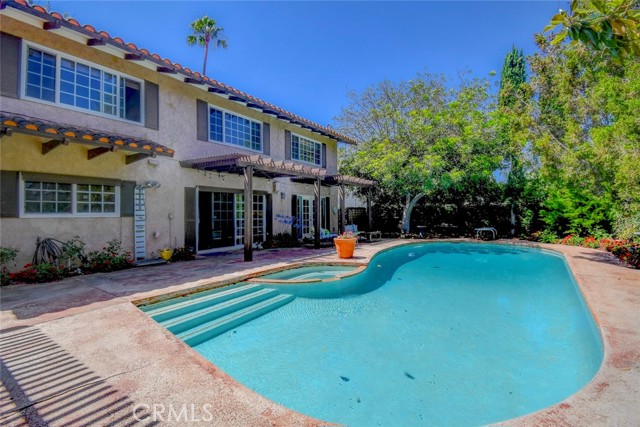 12441 La Bella Drive, Santa Ana CA: https://media.crmls.org/medias/4d3ff423-7038-476a-b33f-1c2a7d719c84.jpg