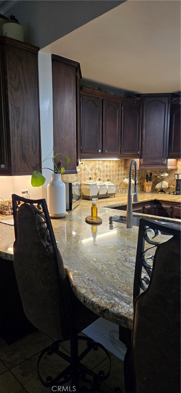 7503 Aqueduct Avenue, Van Nuys CA: https://media.crmls.org/medias/4d40ce81-50a7-4071-9eda-0323891e599f.jpg