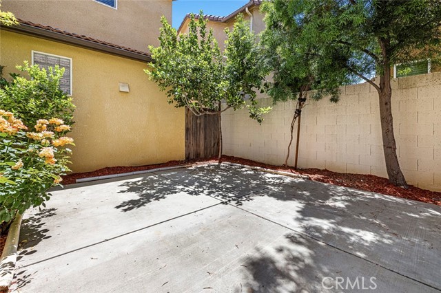 Detail Gallery Image 26 of 28 For 1587 N Strada Way, Clovis,  CA 93619 - 3 Beds | 2/1 Baths