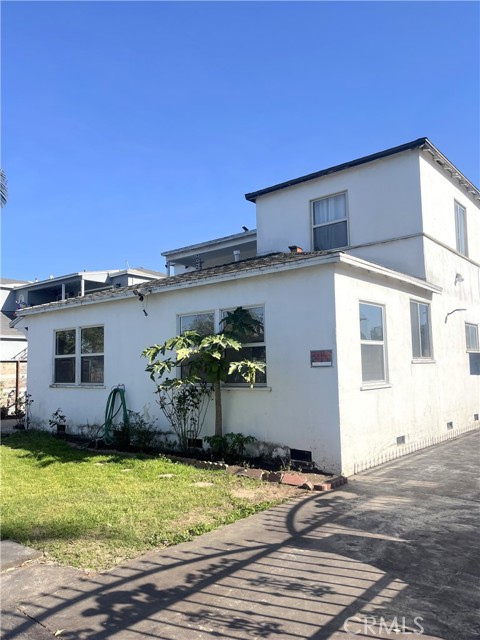 2220 Delaware Unit: A