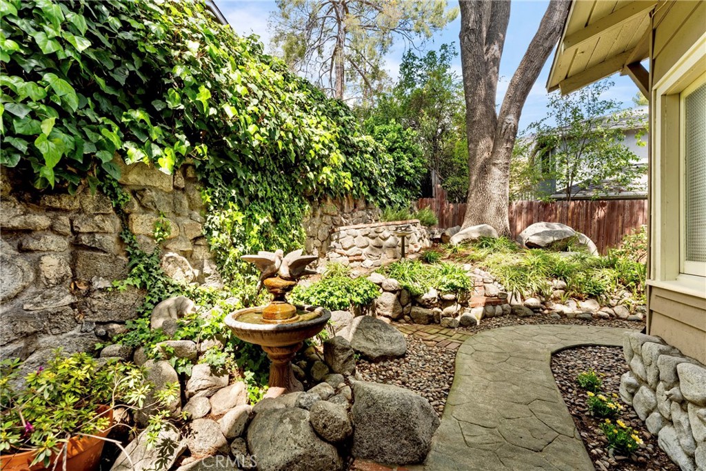 1935 Stonehouse Road Sierra Madre img 27