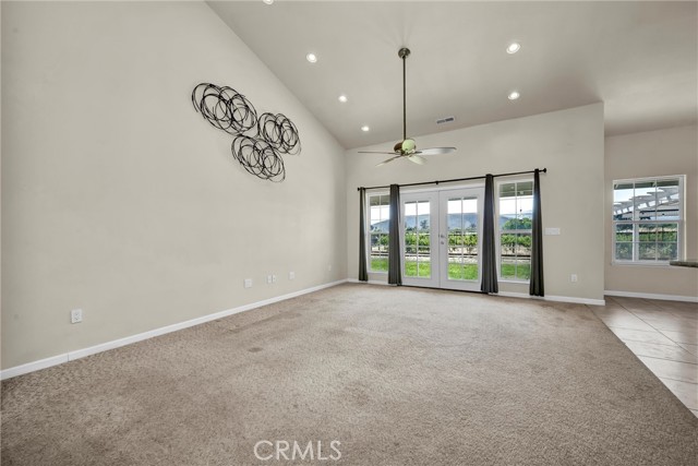 Detail Gallery Image 10 of 38 For 18695 Horseshoe Rd, Hidden Valley Lake,  CA 95467 - 3 Beds | 2/1 Baths