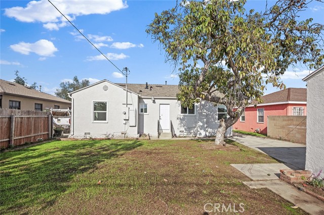 Detail Gallery Image 32 of 44 For 924 W Almond St, Compton,  CA 90220 - 3 Beds | 2 Baths