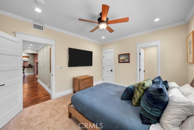 Detail Gallery Image 38 of 52 For 1167 Roxbury Dr #103,  Los Angeles,  CA 90035 - 2 Beds | 4/1 Baths