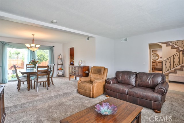 Detail Gallery Image 11 of 50 For 321 Blossom, Brea,  CA 92821 - 5 Beds | 2/1 Baths