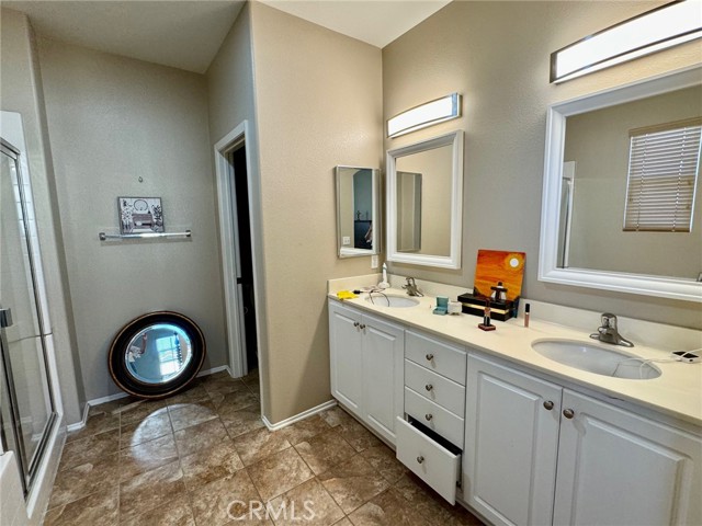 Detail Gallery Image 12 of 33 For 275 Bloomington Ave #112,  Rialto,  CA 92376 - 3 Beds | 2/1 Baths