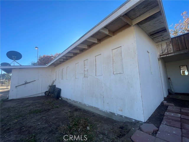 15900 Mesquite, Hesperia CA: https://media.crmls.org/medias/4d443c34-4f2a-4fb6-9b72-23b2fb901c4e.jpg