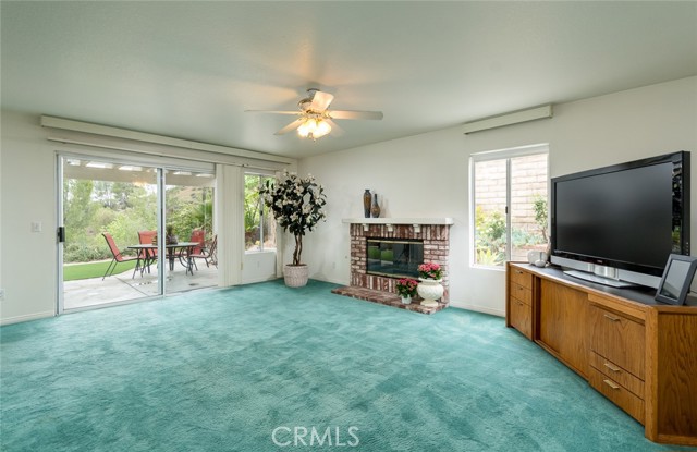 Detail Gallery Image 13 of 49 For 21714 Agajanian Ln, Saugus,  CA 91350 - 4 Beds | 3 Baths