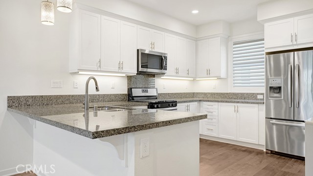 Detail Gallery Image 8 of 27 For 21411 Dahlia Ct, Trabuco Canyon,  CA 92679 - 2 Beds | 2/1 Baths