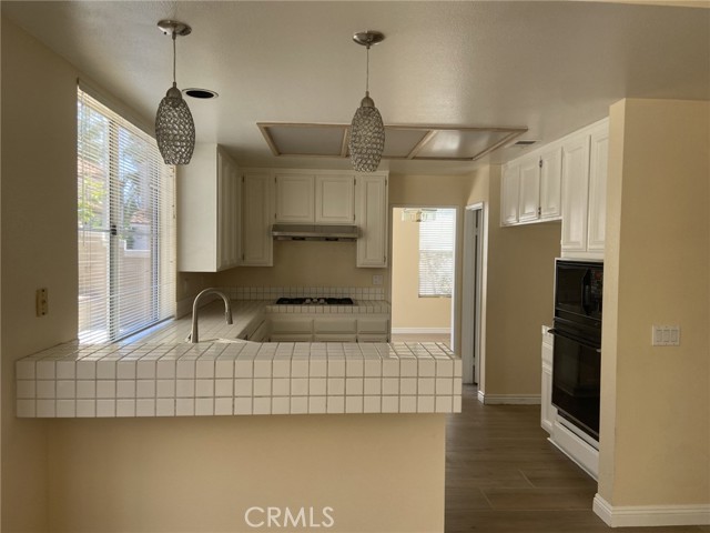 Detail Gallery Image 6 of 17 For 14 Montage, Irvine,  CA 92614 - 4 Beds | 2/1 Baths