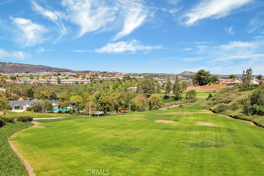 https://media.crmls.org/medias/4d46a115-2222-4188-86f7-04c85a9189eb.jpg?preset=X-Large