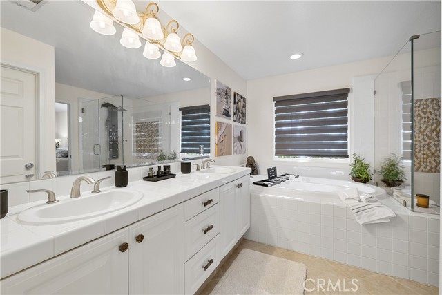 Detail Gallery Image 30 of 44 For 24587 Lola, Newhall,  CA 91321 - 5 Beds | 3 Baths