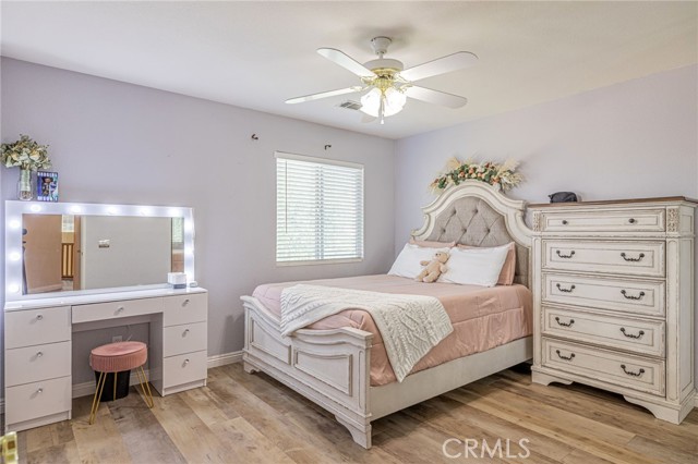 4302 Olivera Place, Lancaster CA: https://media.crmls.org/medias/4d47ebf1-11ac-48a2-a0d8-61ccf676628f.jpg