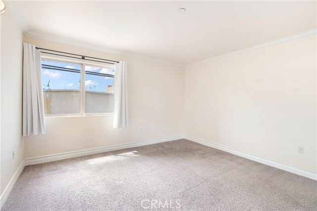 Detail Gallery Image 15 of 26 For 1417 S. Westgate #203,  Los Angeles,  CA 90025 - 3 Beds | 2/1 Baths